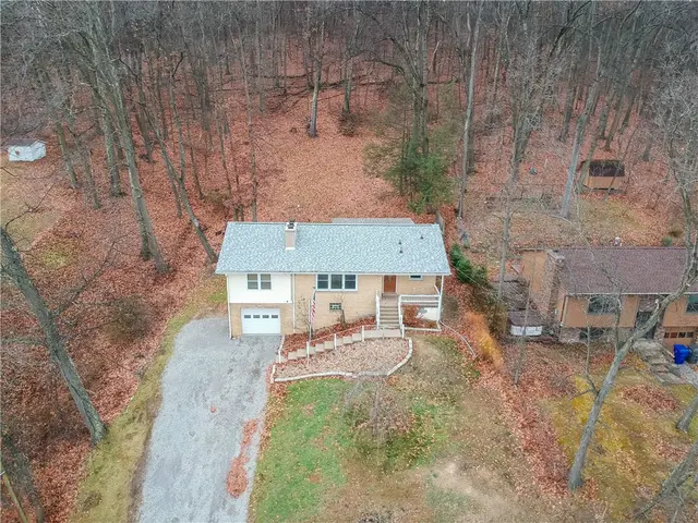 1012 Norton Drive gallery image 37