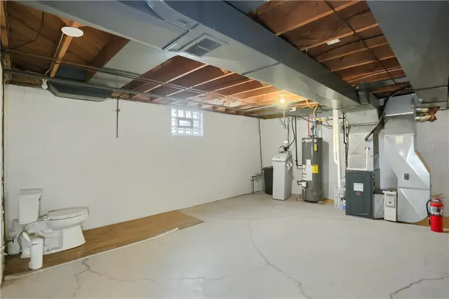 1012 Norton Drive gallery image 38
