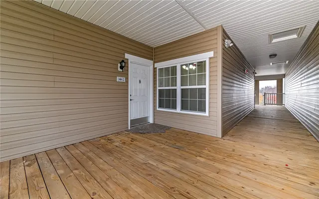 1012 Stockton Rdg gallery image 4