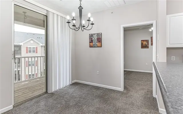 1012 Stockton Rdg gallery image 10