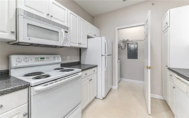1012 Stockton Rdg gallery image 16
