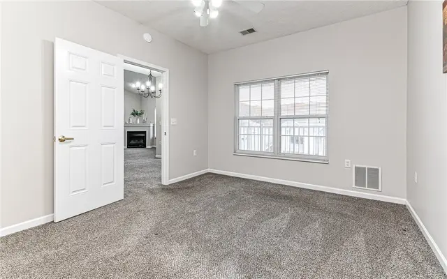 1012 Stockton Rdg gallery image 20