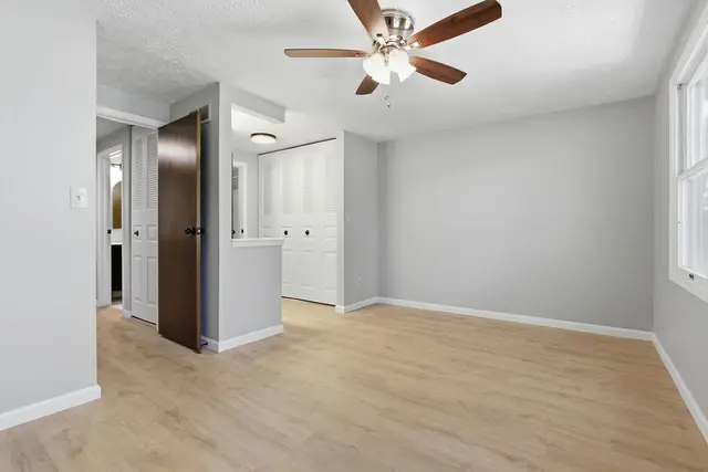 1013 Cottonwood COURT gallery image 4