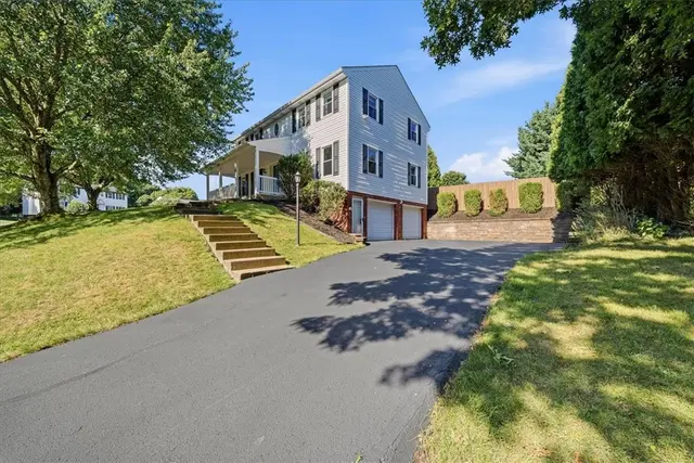 10153 Sudberry Dr gallery image 9