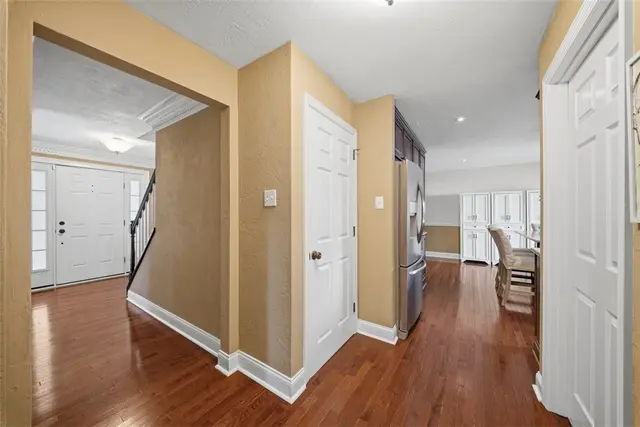 10153 Sudberry Dr gallery image 21