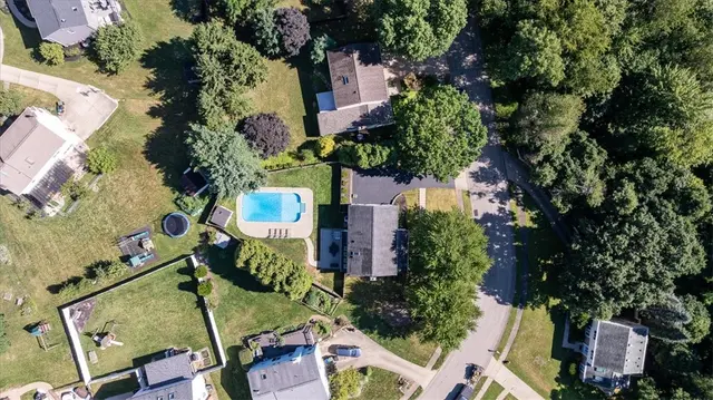 10153 Sudberry Dr gallery image 31