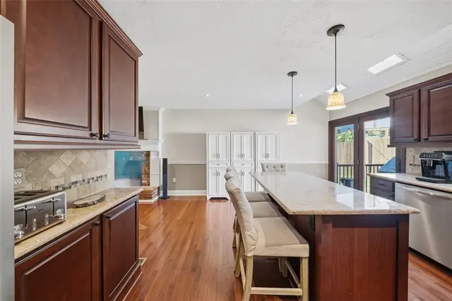 10153 Sudberry Dr gallery image 32