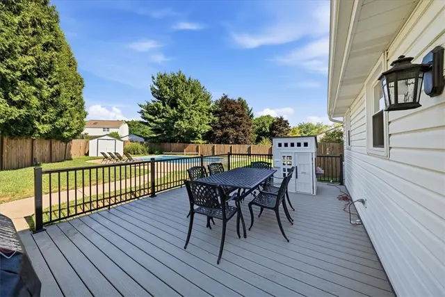 10153 Sudberry Dr gallery image 34