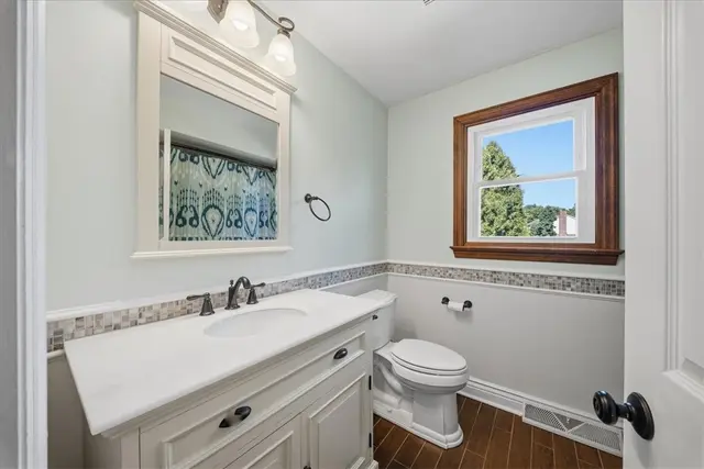 10153 Sudberry Dr gallery image 37