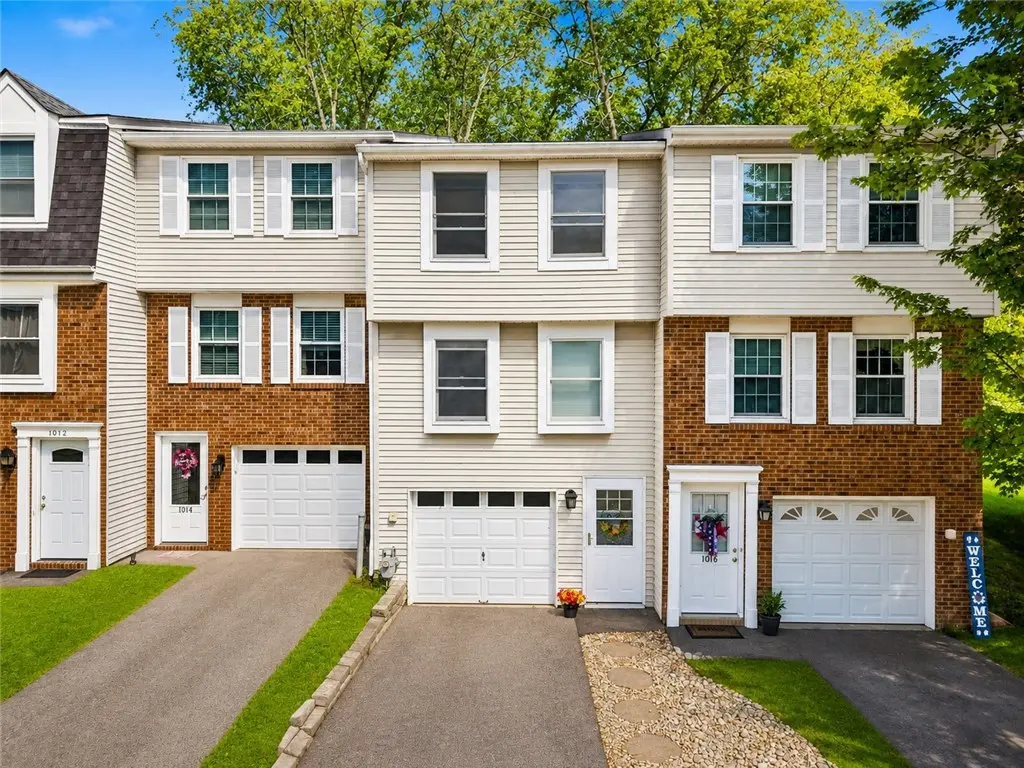 1017 Cottonwood Ct
