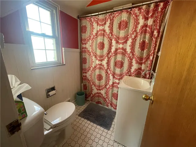 1018 GRANDVIEW AVE. gallery image 5