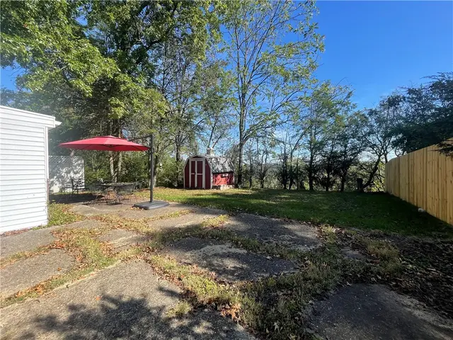 1018 GRANDVIEW AVE. gallery image 6