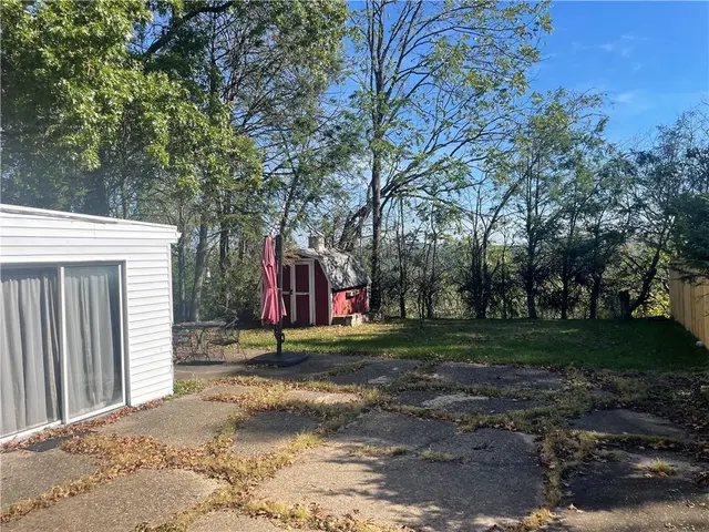 1018 GRANDVIEW AVE. gallery image 16