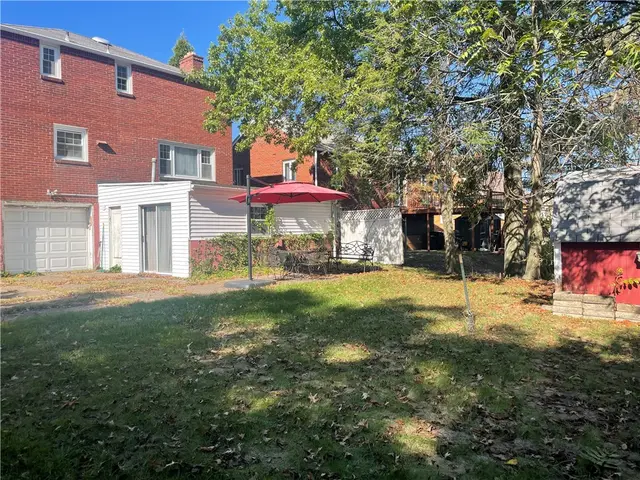 1018 GRANDVIEW AVE. gallery image 17