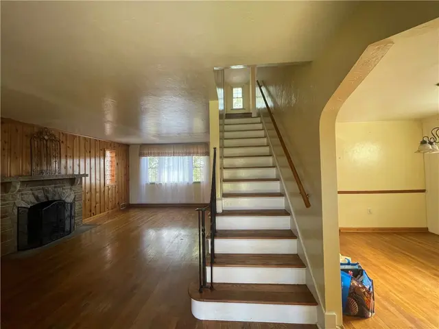1018 GRANDVIEW AVE. gallery image 21