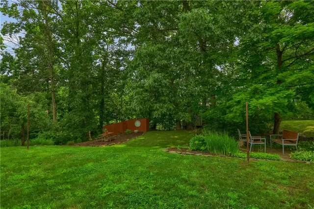 1019 Norton Dr gallery image 4