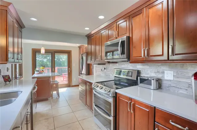 1019 Norton Dr gallery image 19