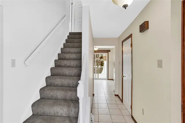 10191 Sudberry Dr gallery image 6
