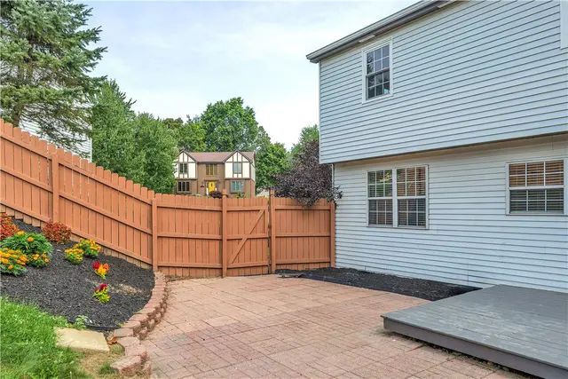 10191 Sudberry Dr gallery image 33