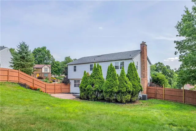 10191 Sudberry Dr gallery image 36
