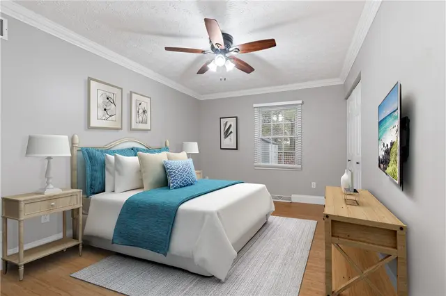 102 Ashley Hill Dr gallery image 3
