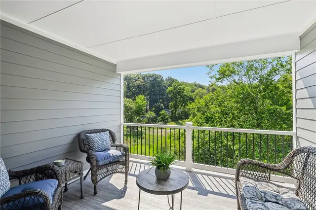 102 Bartlett Lane. gallery image 18