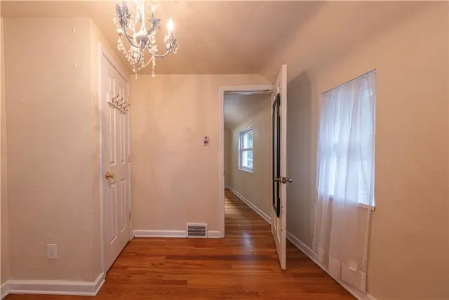 102 Buehner Dr gallery image 14