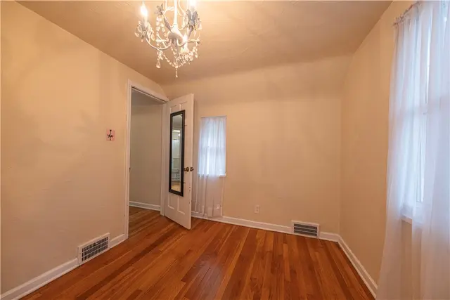 102 Buehner Dr gallery image 16