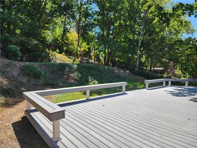 102 Buehner Dr gallery image 21