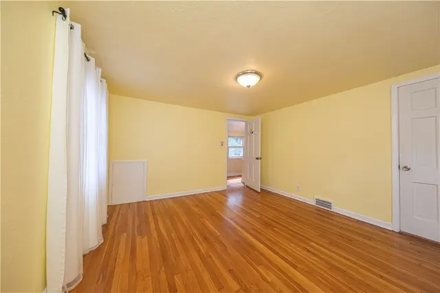 102 Buehner Dr gallery image 24