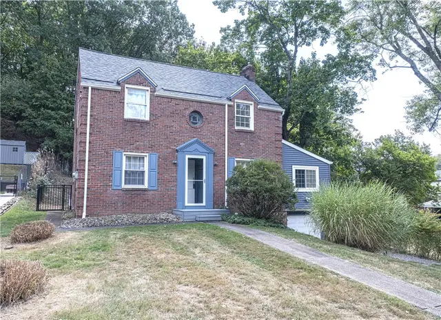102 Buehner Dr