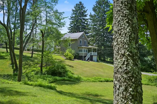 102 Clarks Ln gallery image 46