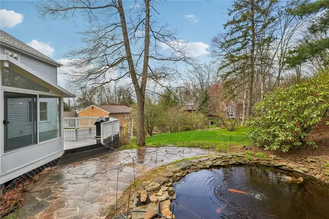 102 Cool Springs Dr gallery image 15
