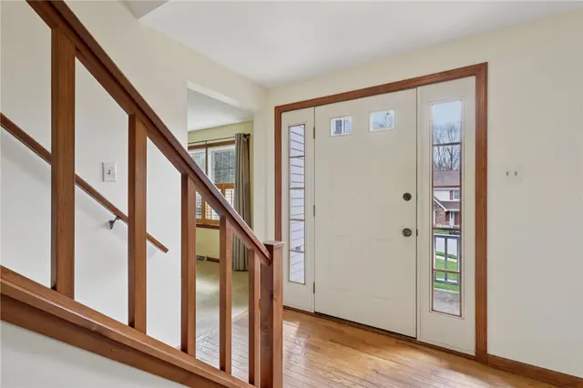 102 Cool Springs Dr gallery image 31