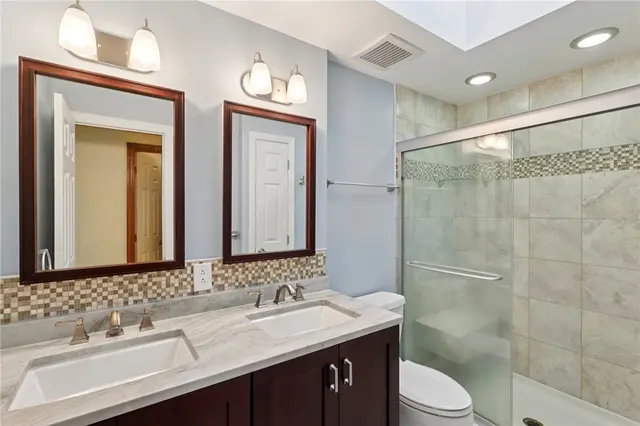 102 Cool Springs Dr gallery image 43