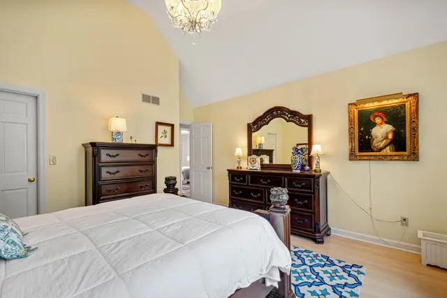 102 Foxwood Drive gallery image 36