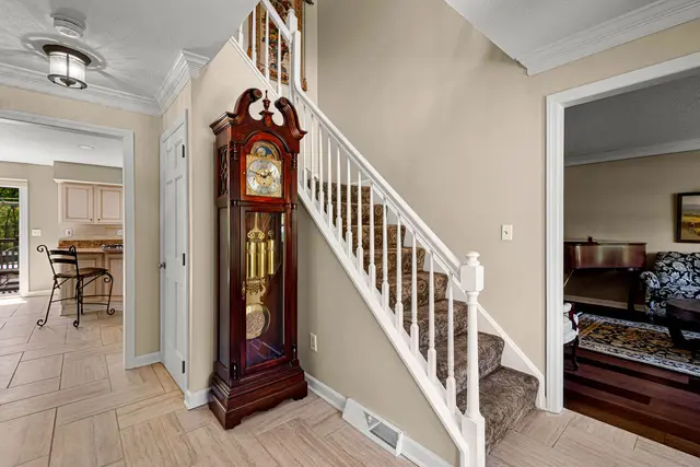 102 Foxwood Drive gallery image 46