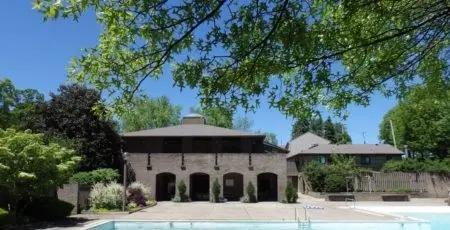 102 Locust Court gallery image 18