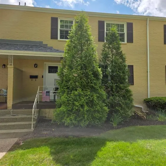 102 Raleigh Ct