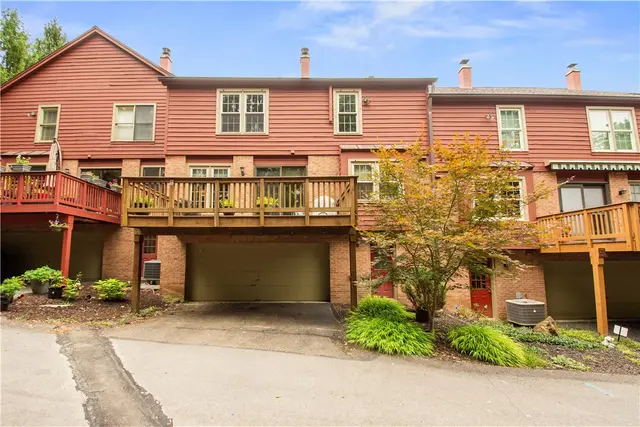 102 Sewickley Heights Dr gallery image 3