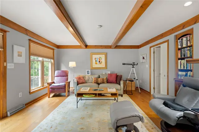 102 Sewickley Heights Dr gallery image 10