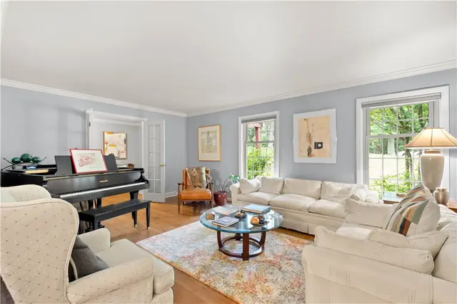 102 Sewickley Heights Dr gallery image 11