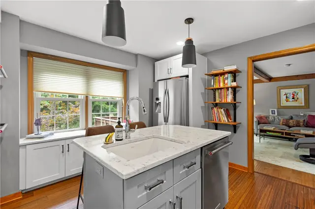 102 Sewickley Heights Dr gallery image 16