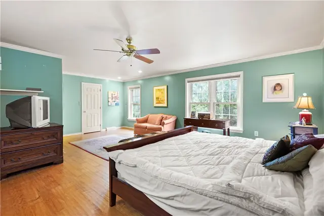 102 Sewickley Heights Dr gallery image 20