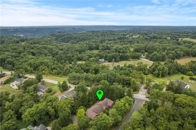 102 Sewickley Heights Dr gallery image 37