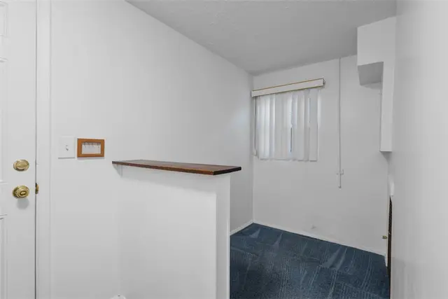 102 Tangerine Terrace gallery image 15