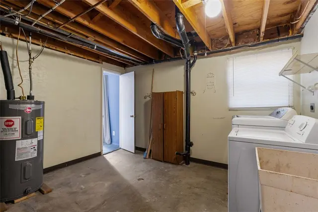 102 Tangerine Terrace gallery image 22
