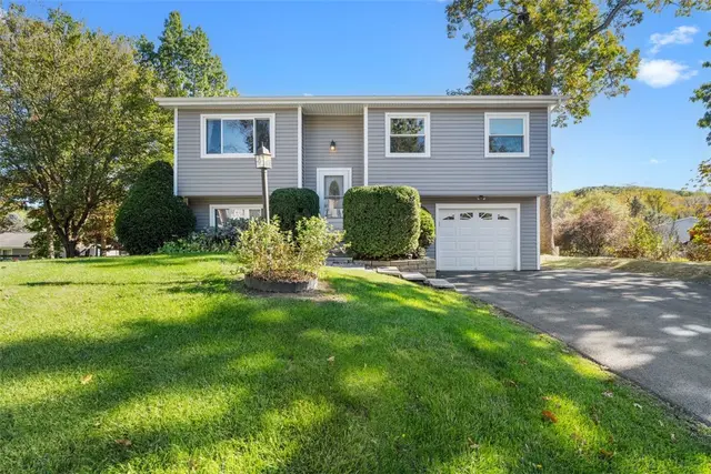 102 Tangerine Terrace