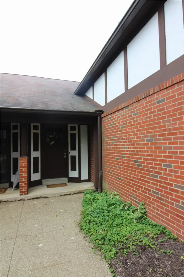 102 Trailside Dr gallery image 6