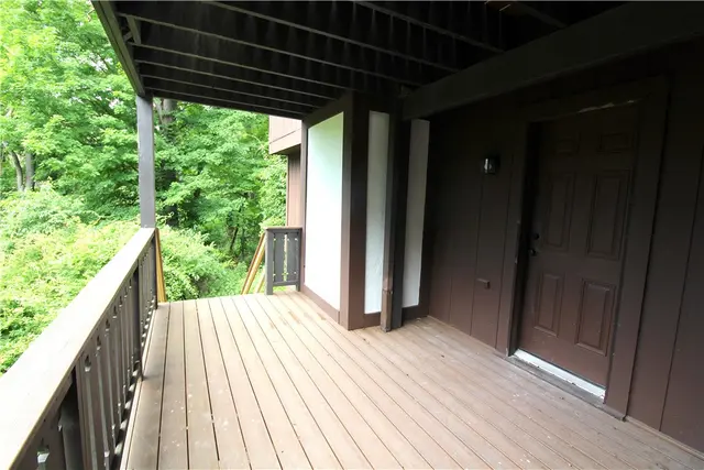 102 Trailside Dr gallery image 33
